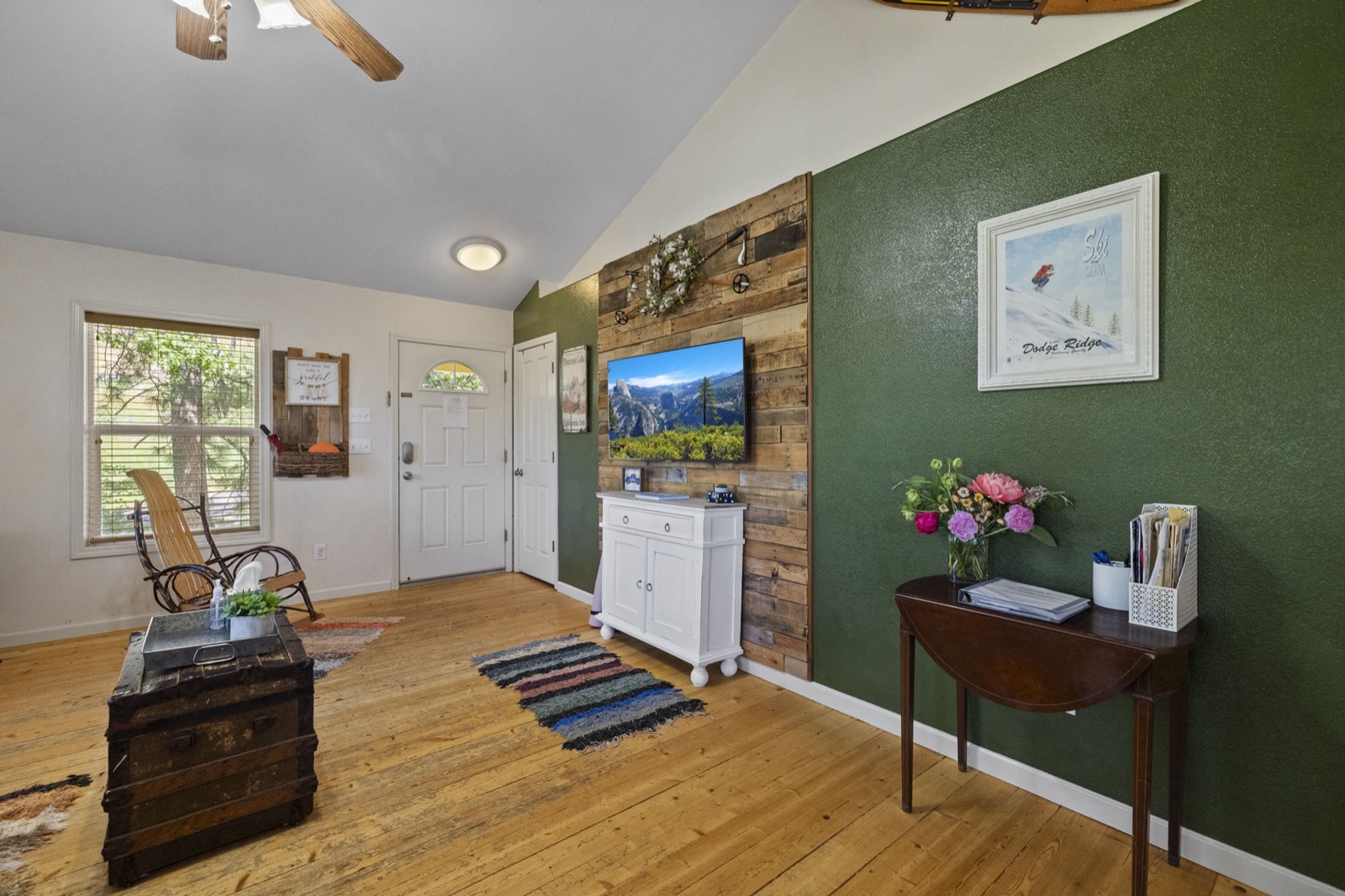 The Brodie Cabin — photo 32